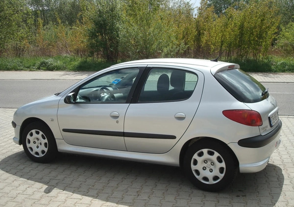 Peugeot 206 cena 8800 przebieg: 167000, rok produkcji 2009 z Wałbrzych małe 436